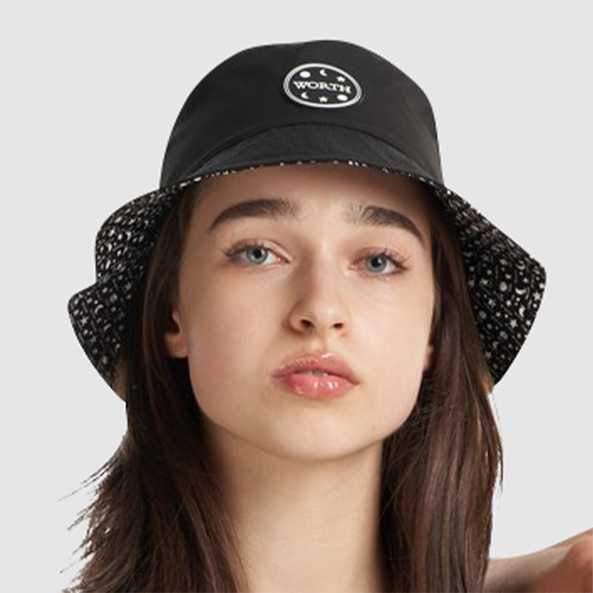 Reversible classic bucket hat